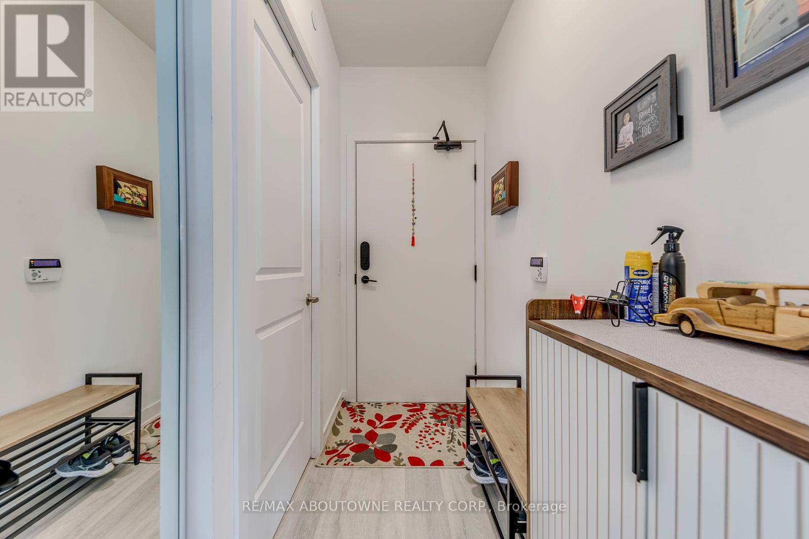 1709 - 4675 Metcalfe Avenue, Mississauga, Ontario L5M 0Z8 - Photo 8 - W13712536