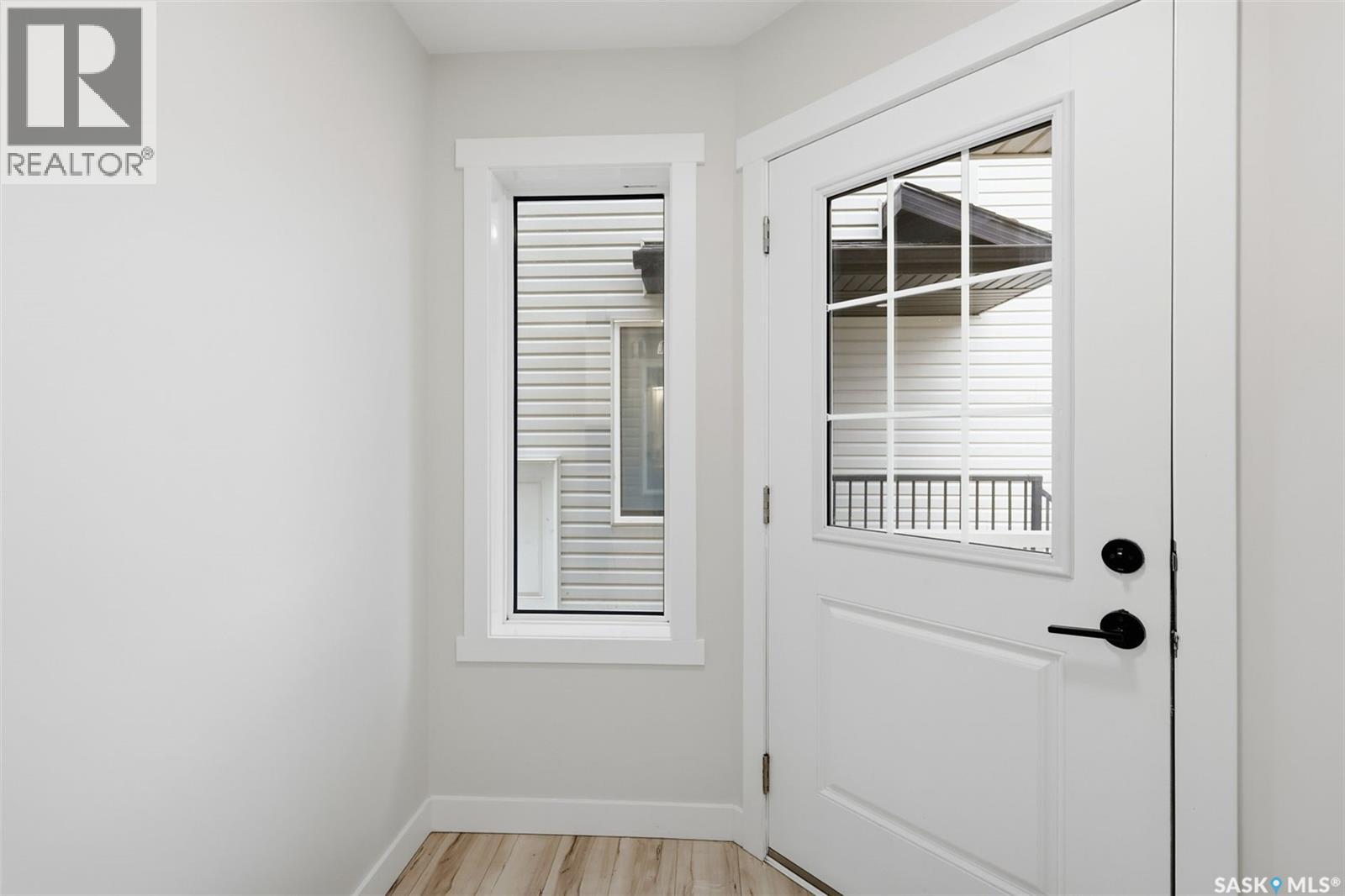713 Brighton Boulevard, Saskatoon, Saskatchewan  S7V 1P3 - Photo 3 - SK046528
