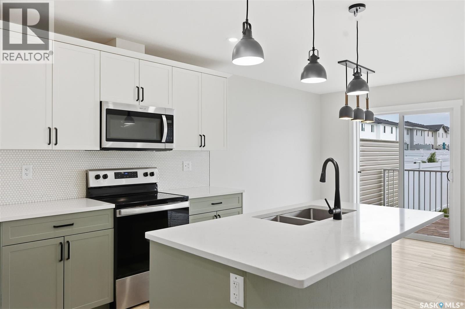 713 Brighton Boulevard, Saskatoon, Saskatchewan  S7V 1P3 - Photo 4 - SK046528