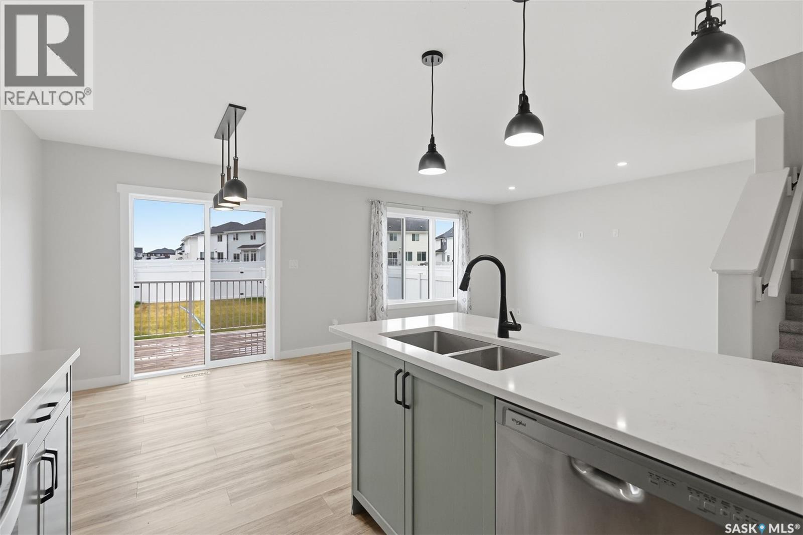 713 Brighton Boulevard, Saskatoon, Saskatchewan  S7V 1P3 - Photo 7 - SK046528