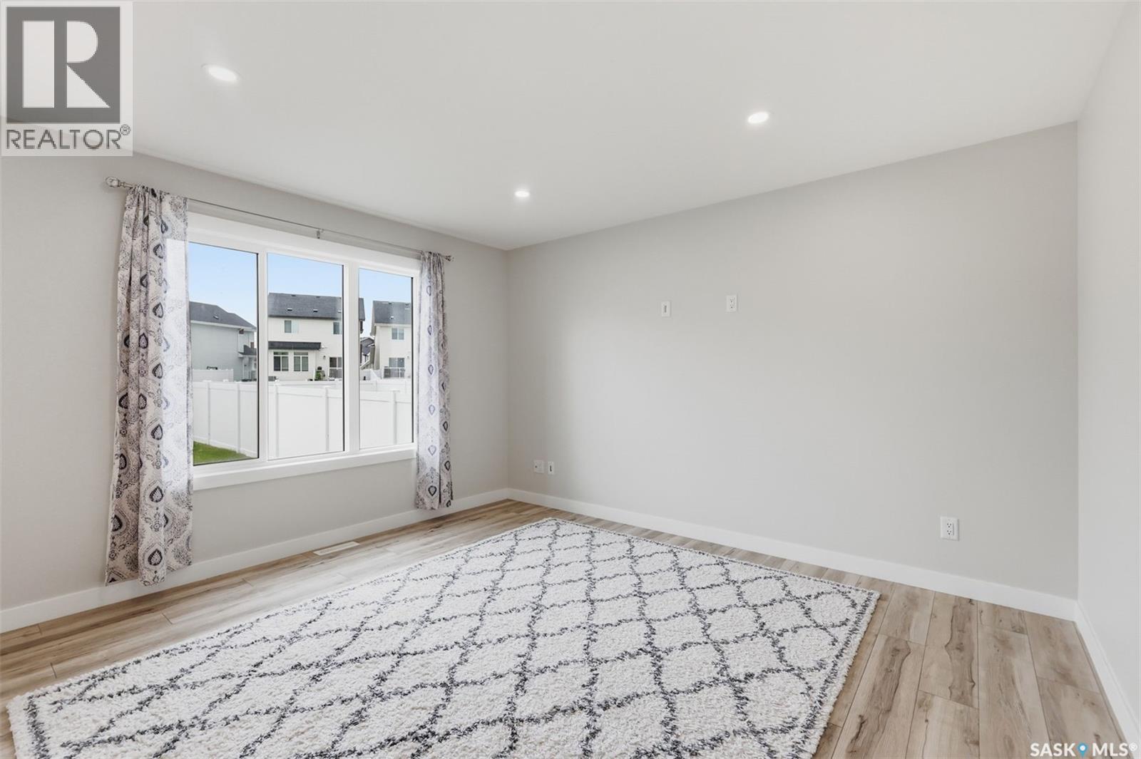 713 Brighton Boulevard, Saskatoon, Saskatchewan  S7V 1P3 - Photo 11 - SK046528