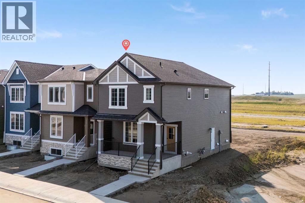 49 Hotchkiss Gardens SE, Calgary, Alberta  T3S 0T6 - Photo 2 - A2332800