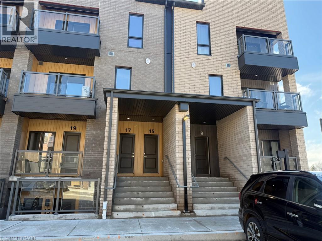 17 Reverie Way, Kitchener, Ontario  N2E 0K5 - Photo 2 - 40858390