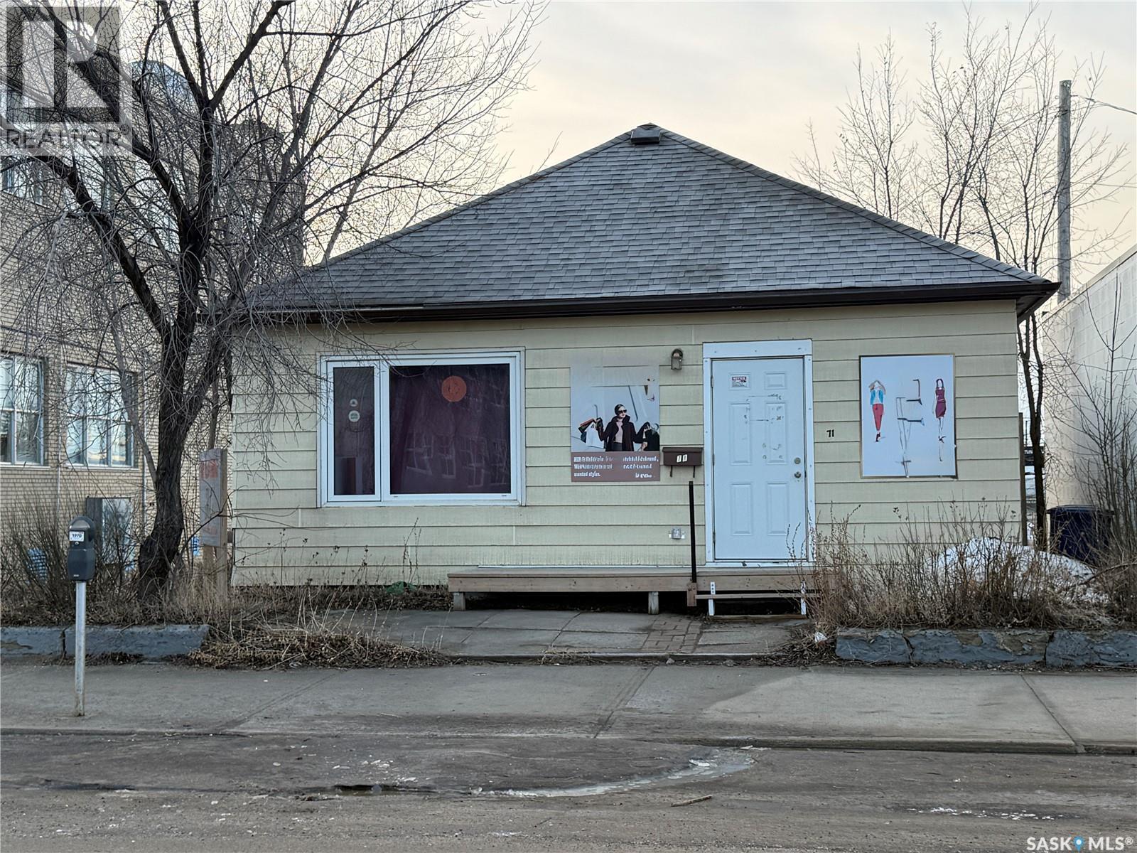 71 Ross Street W, Moose Jaw, Saskatchewan  S6H 2M2 - Photo 2 - SK046661