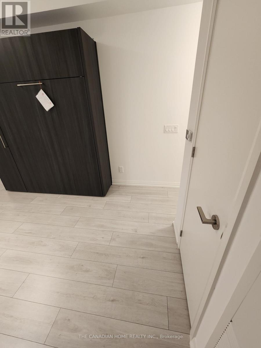 1925 - 400 King Street, Toronto, Ontario  M5V 1K2 - Photo 10 - C13712558