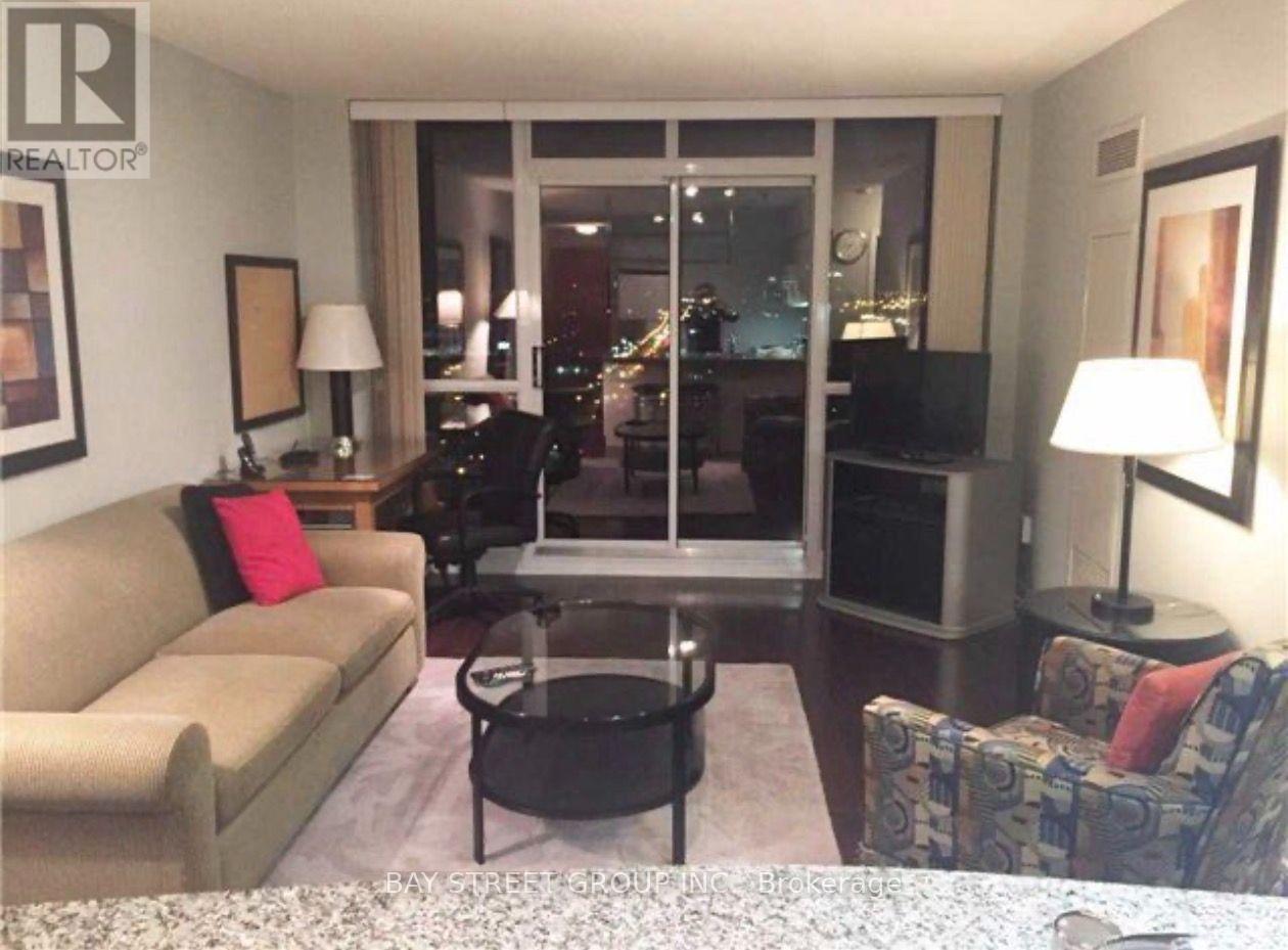 2012 - 33 Sheppard Avenue, Toronto, Ontario  M2N 7K1 - Photo 3 - C13712592