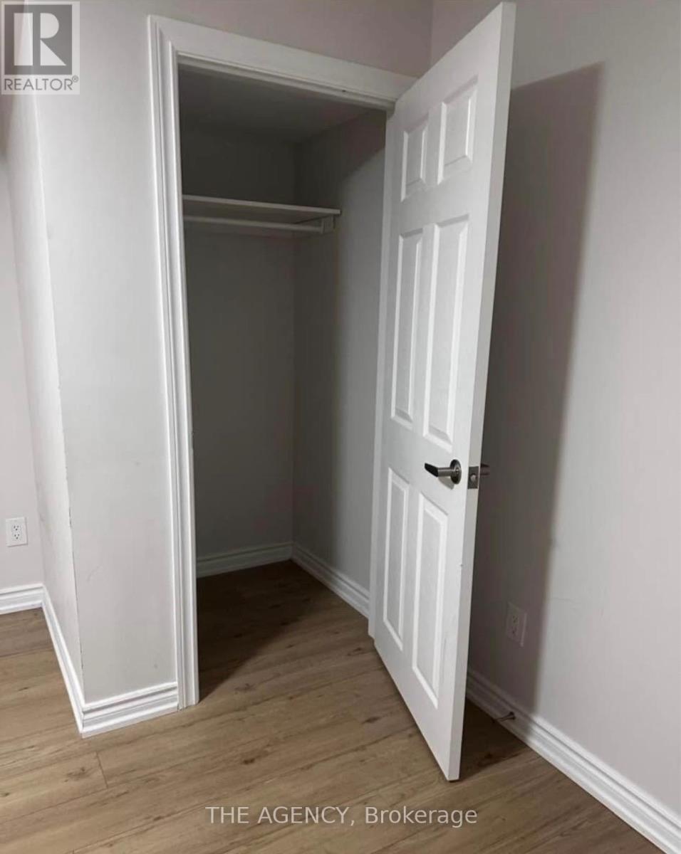 2407 Hibiscus Drive, Pickering, Ontario  L1X 0H2 - Photo 9 - E13712570