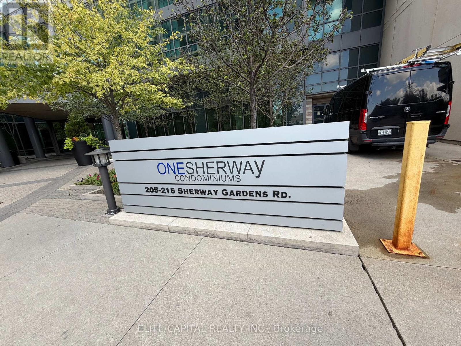 Ph104 - 215 Sherway Gardens Road, Toronto, Ontario  M9C 0A4 - Photo 2 - W13712582