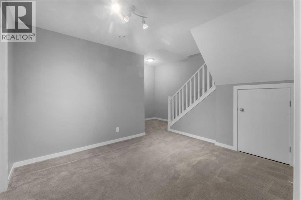 353 Kinniburgh Boulevard, Chestermere, Alberta  T1X 0P4 - Photo 27 - A2340099