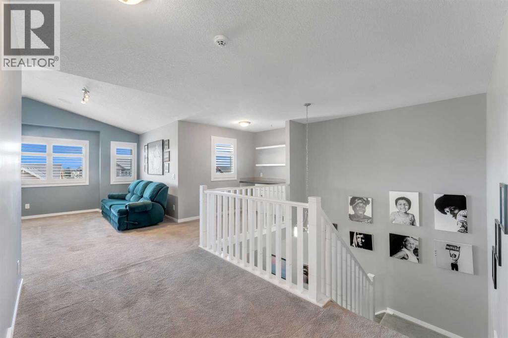 353 Kinniburgh Boulevard, Chestermere, Alberta  T1X 0P4 - Photo 16 - A2340099