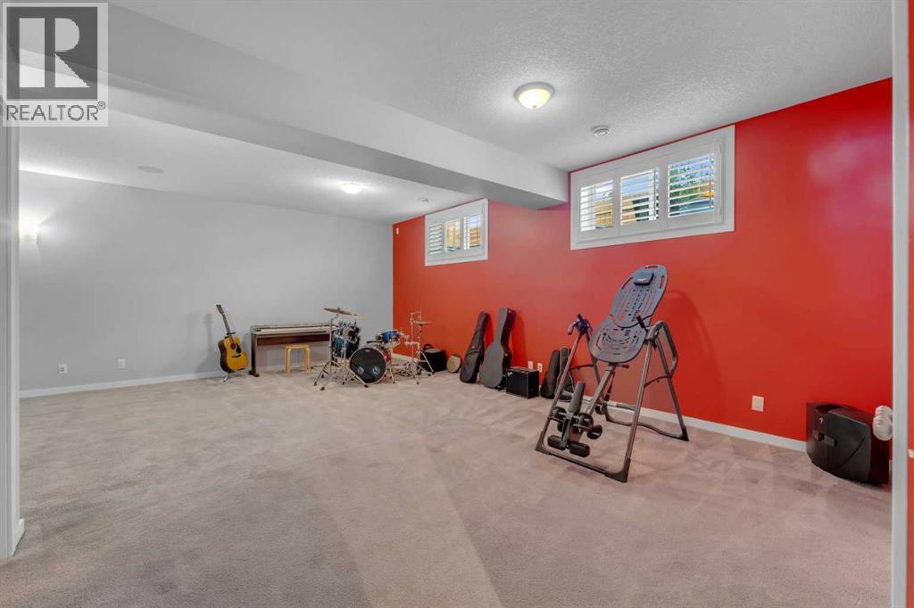 353 Kinniburgh Boulevard, Chestermere, Alberta  T1X 0P4 - Photo 28 - A2340099