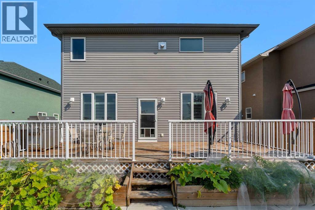 353 Kinniburgh Boulevard, Chestermere, Alberta  T1X 0P4 - Photo 38 - A2340099