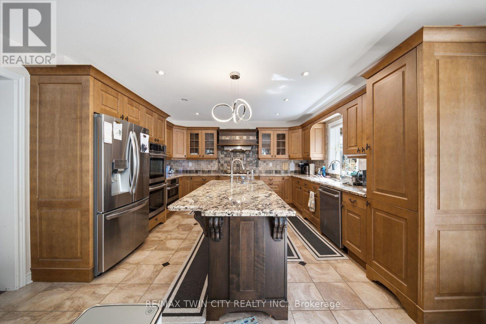 33 Hunter Way, Brantford, Ontario  N3T 6S3 - Photo 5 - X13712564