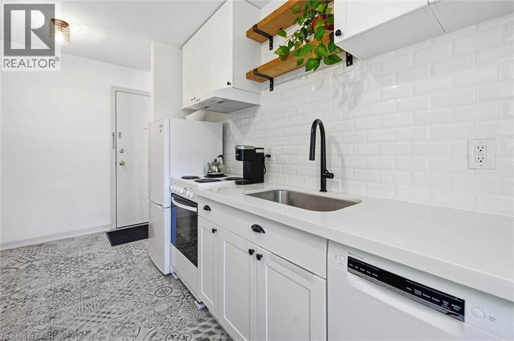137 Emerald Street S Unit# 28, Hamilton, Ontario  L8N 2V4 - Photo 7 - 40830856