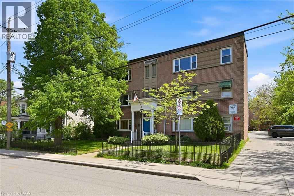 137 Emerald Street S Unit# 28, Hamilton, Ontario  L8N 2V4 - Photo 2 - 40830856
