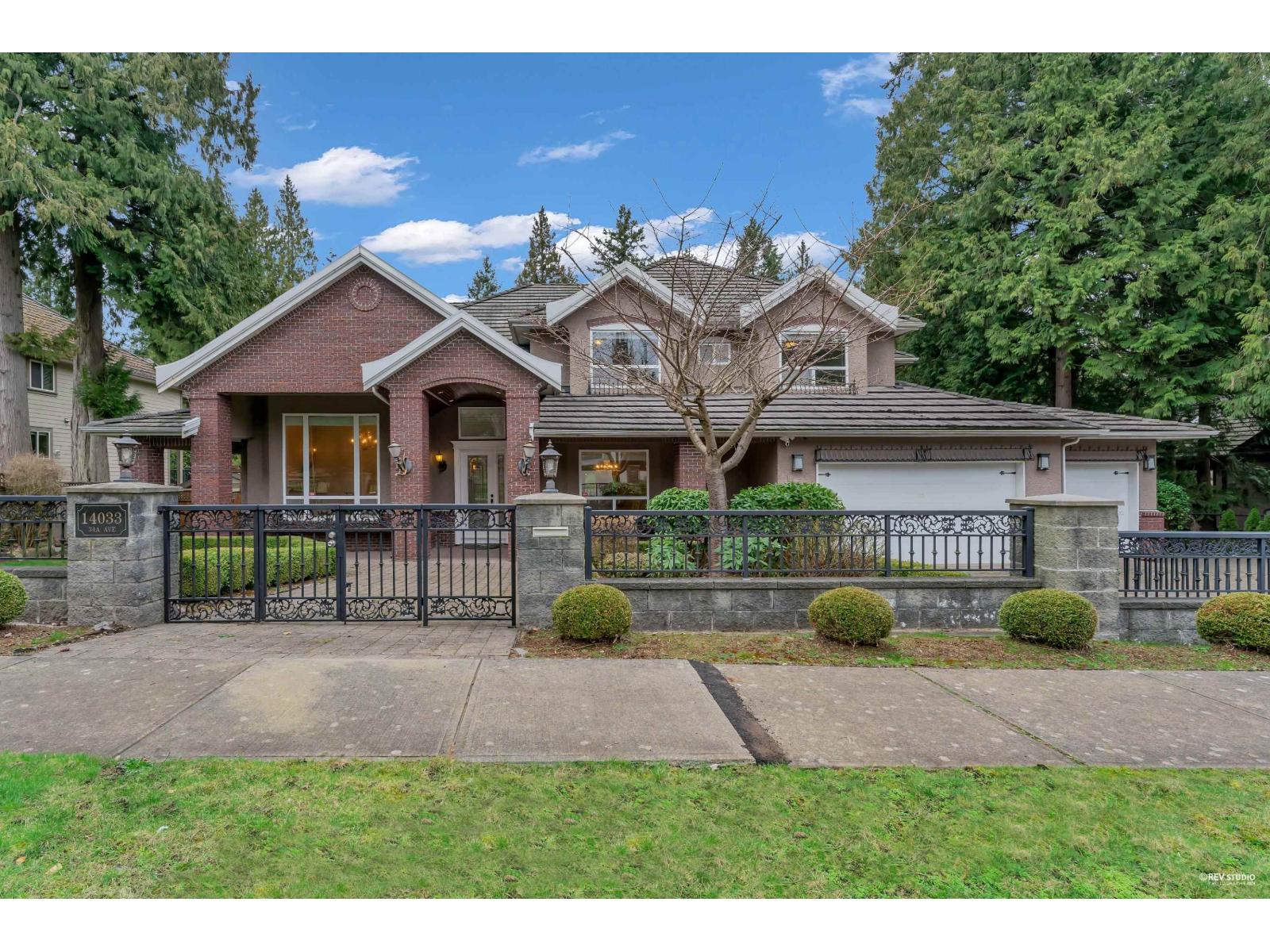 14033 34a Avenue, Surrey, British Columbia  V4P 0A8 - Photo 1 - R3158568