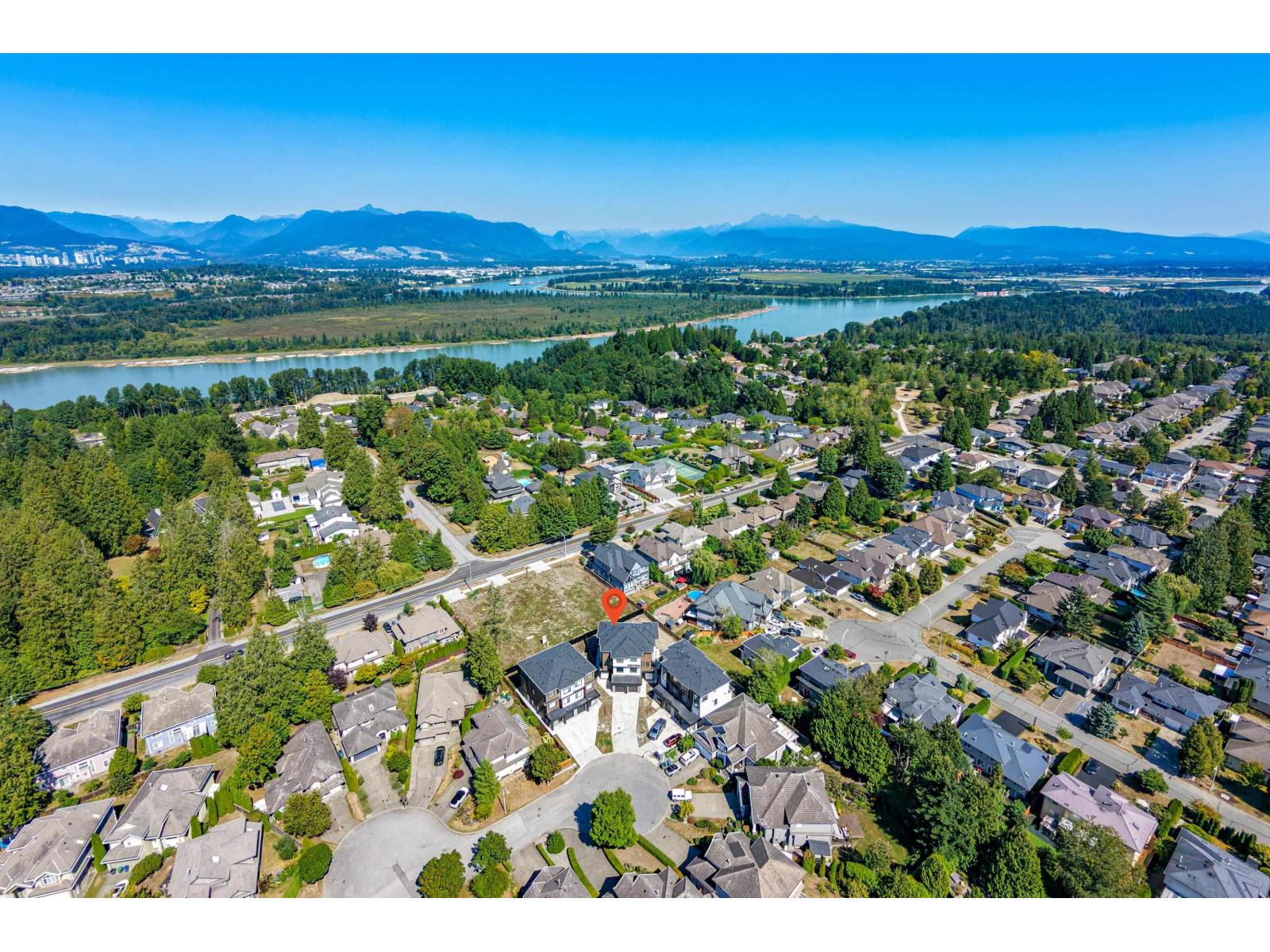 102 15871 111a Avenue, Surrey, British Columbia  V4N 5B4 - Photo 1 - R3157834