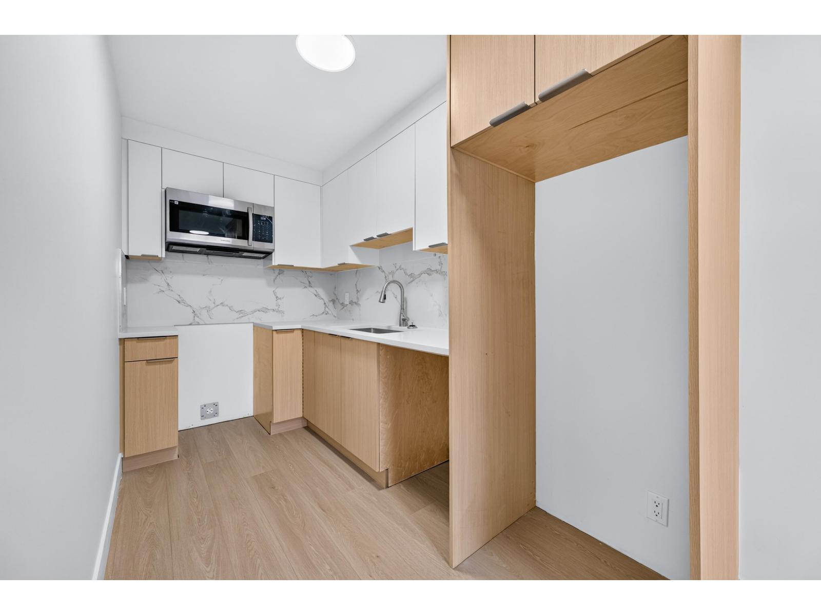 102 15871 111a Avenue, Surrey, British Columbia  V4N 5B4 - Photo 38 - R3157834