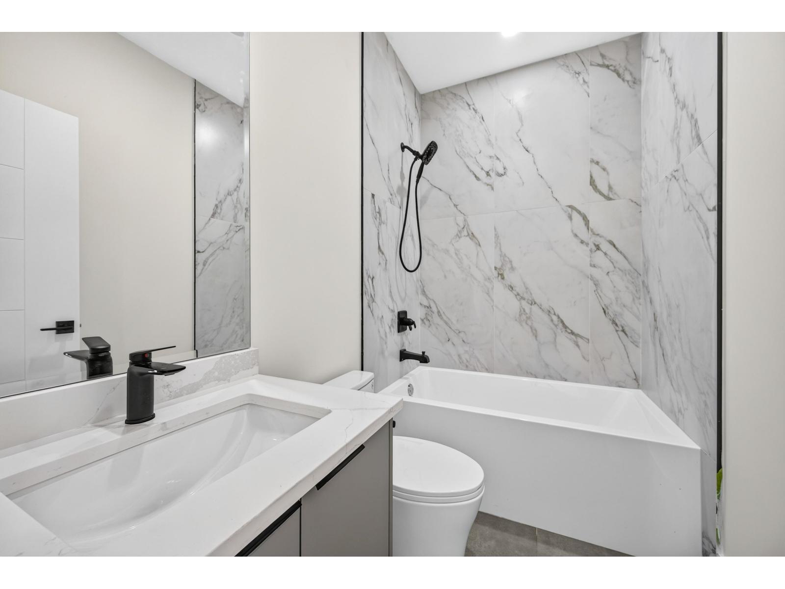 102 15871 111a Avenue, Surrey, British Columbia  V4N 5B4 - Photo 32 - R3157834