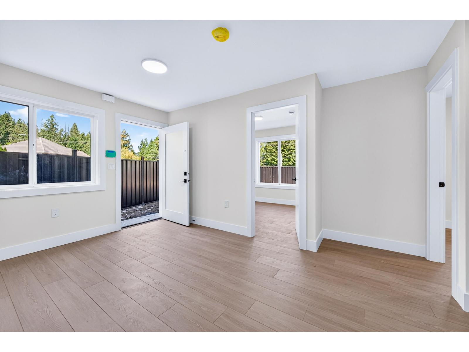 102 15871 111a Avenue, Surrey, British Columbia  V4N 5B4 - Photo 39 - R3157834