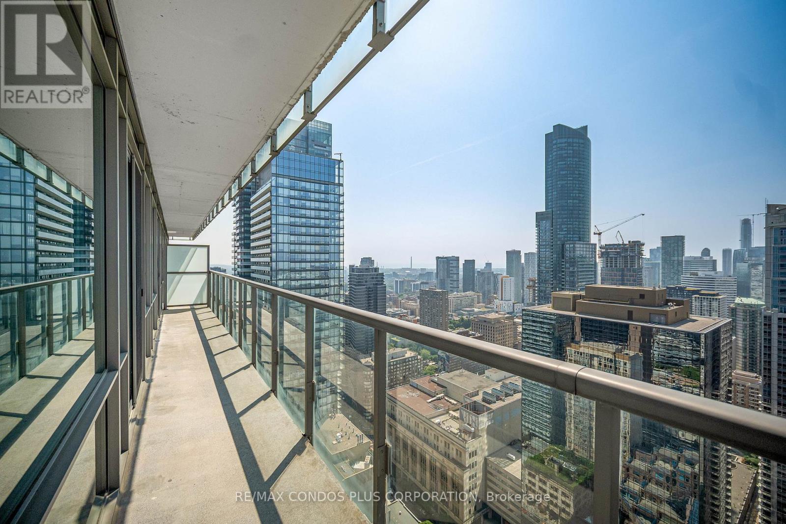 4404 - 38 Grenville Street, Toronto, Ontario  M4Y 1A5 - Photo 16 - C13712624