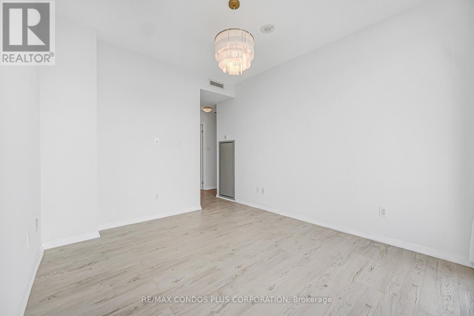 4404 - 38 Grenville Street, Toronto, Ontario  M4Y 1A5 - Photo 36 - C13712624