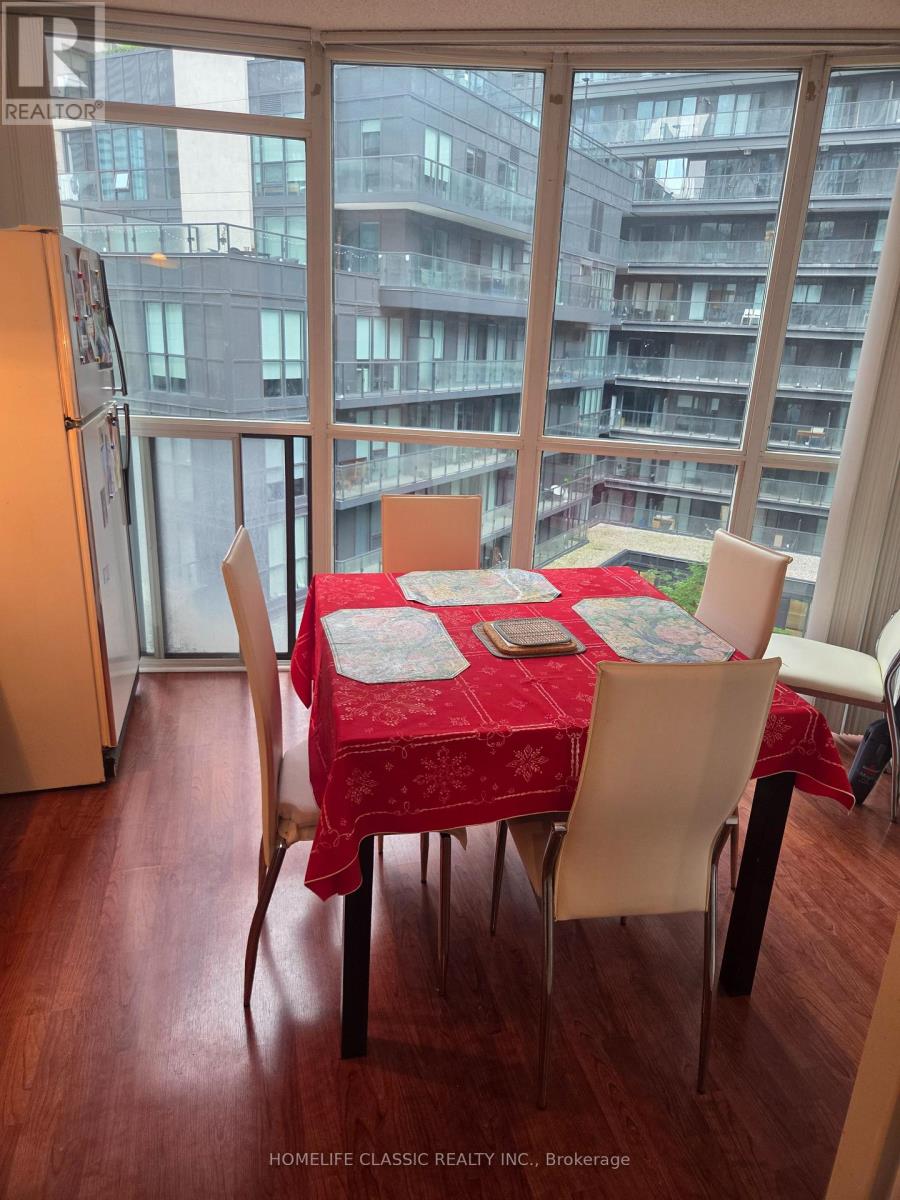 704 - 24 Wellesley Street W, Toronto, Ontario M4Y 2X6 - Photo 4 - C13712636