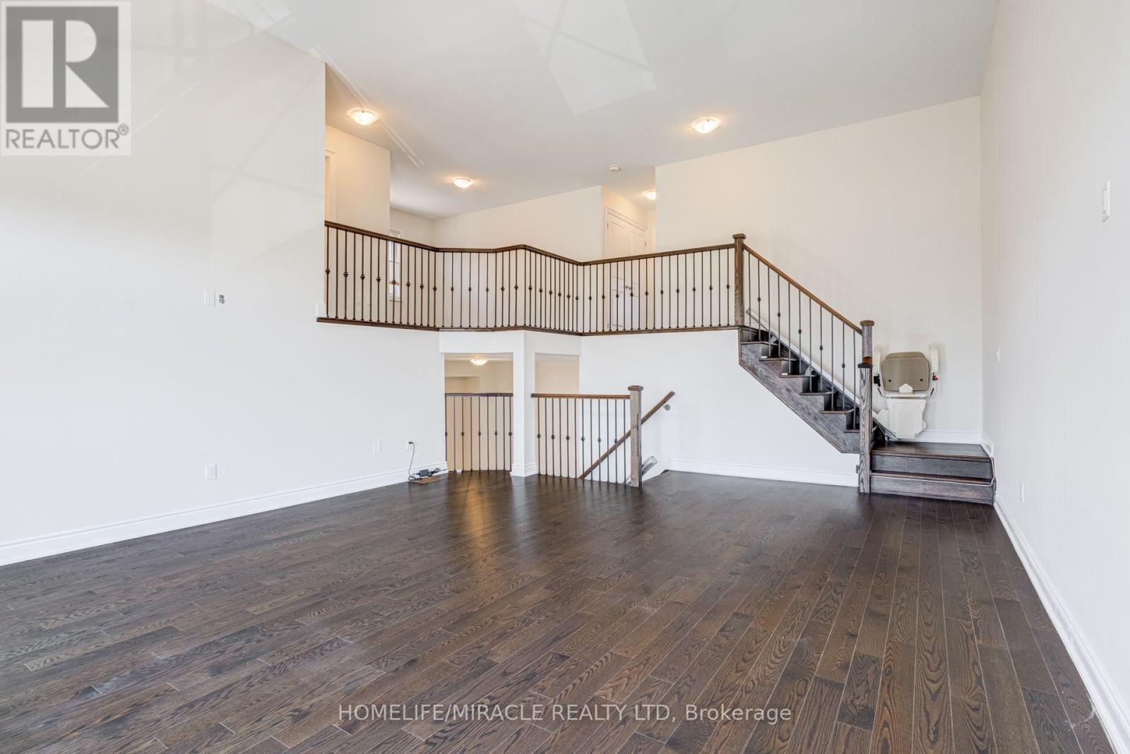 25 Lorne Thomas Place, New Tecumseth, Ontario L9R 0T8 - Photo 15 - N13712598