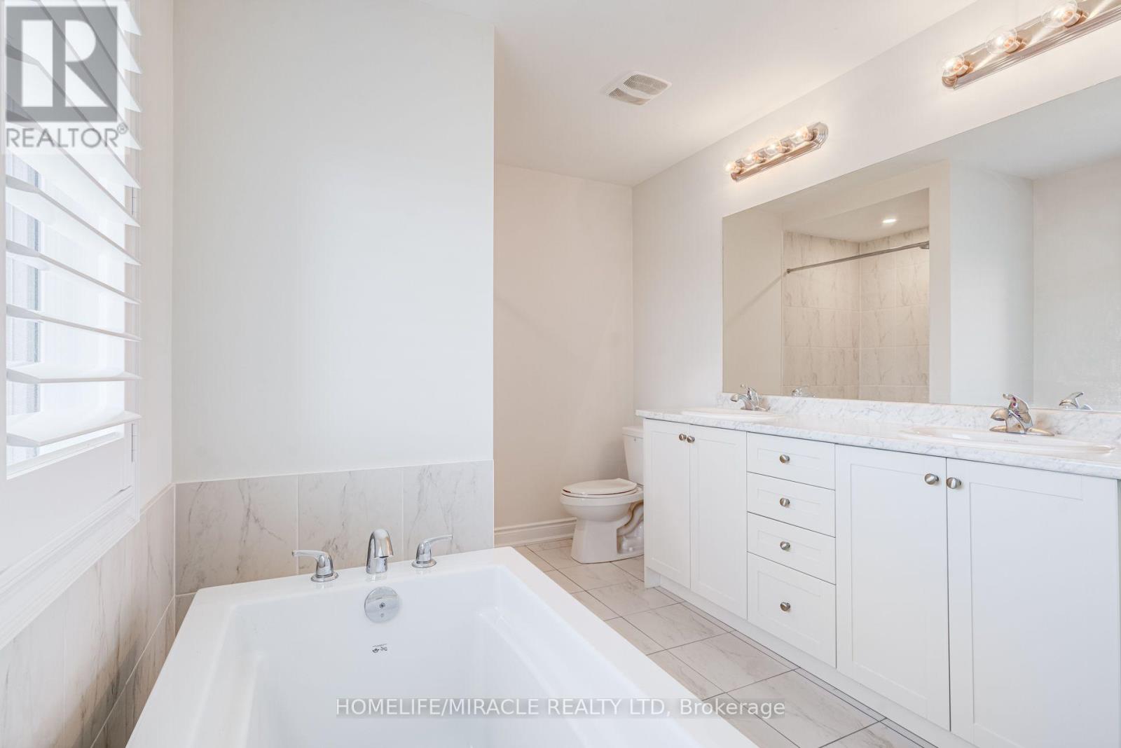 25 Lorne Thomas Place, New Tecumseth, Ontario L9R 0T8 - Photo 23 - N13712598
