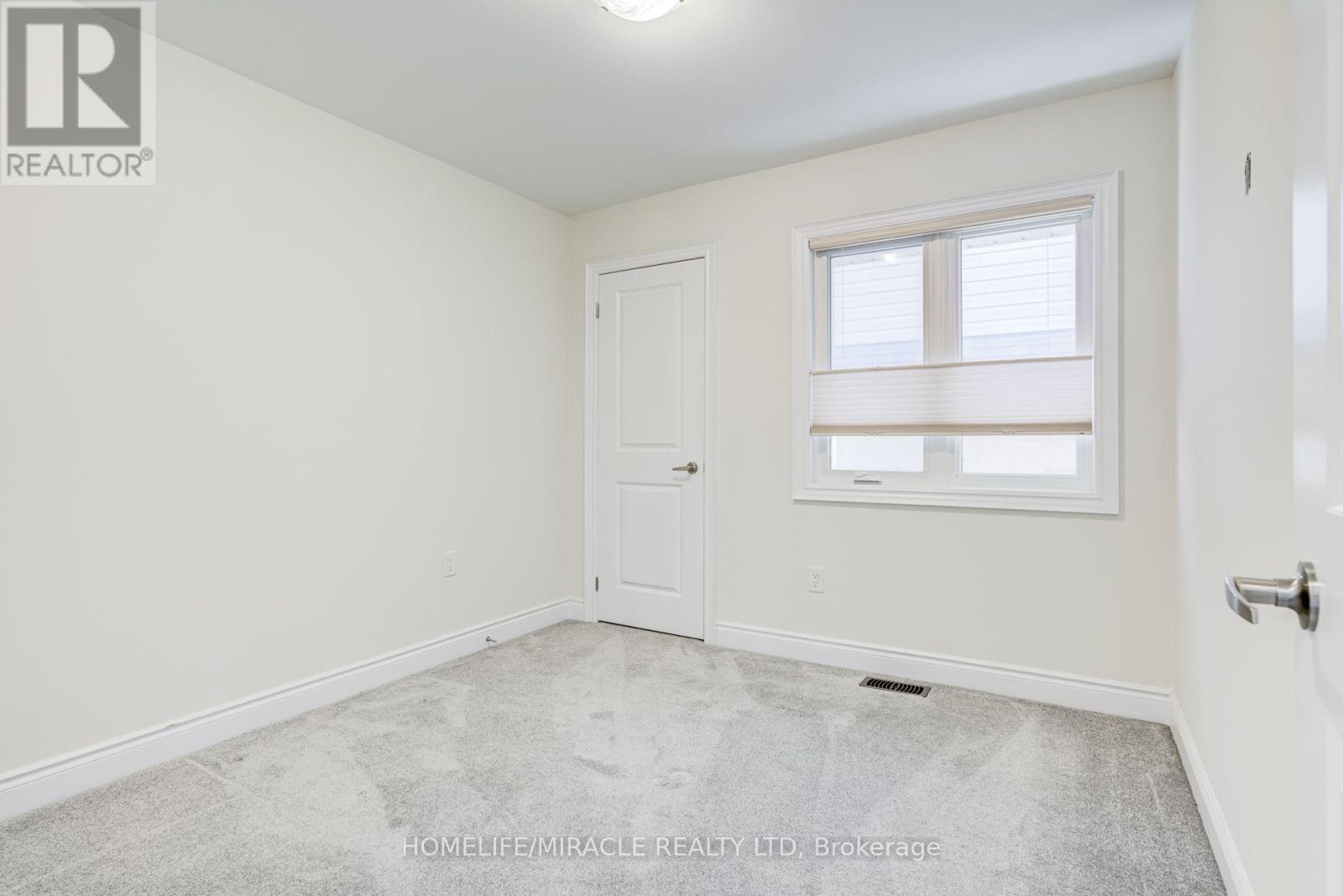25 Lorne Thomas Place, New Tecumseth, Ontario L9R 0T8 - Photo 25 - N13712598