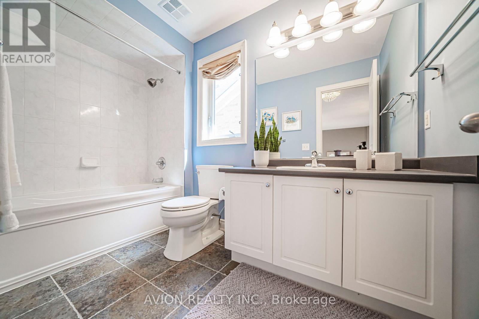 46 Rogers Trail, Bradford West Gwillimbury, Ontario  L3Z 0G5 - Photo 32 - N13712610