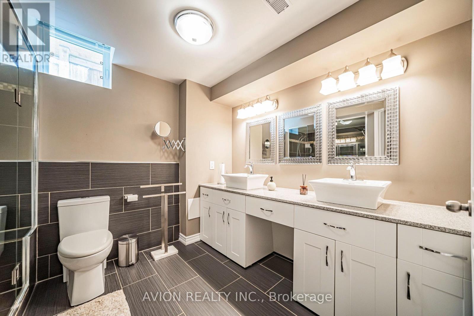 46 Rogers Trail, Bradford West Gwillimbury, Ontario  L3Z 0G5 - Photo 35 - N13712610