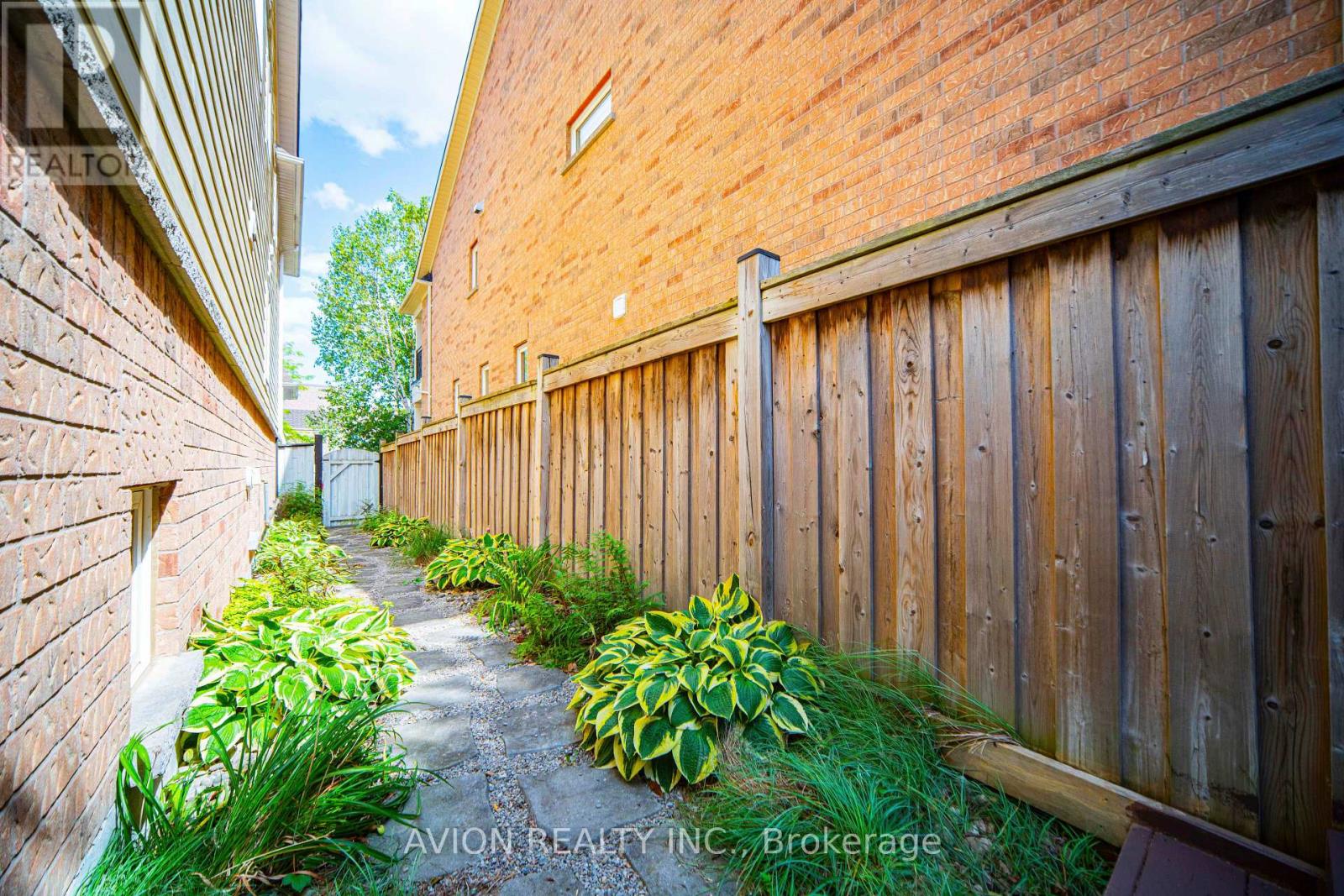 46 Rogers Trail, Bradford West Gwillimbury, Ontario  L3Z 0G5 - Photo 44 - N13712610