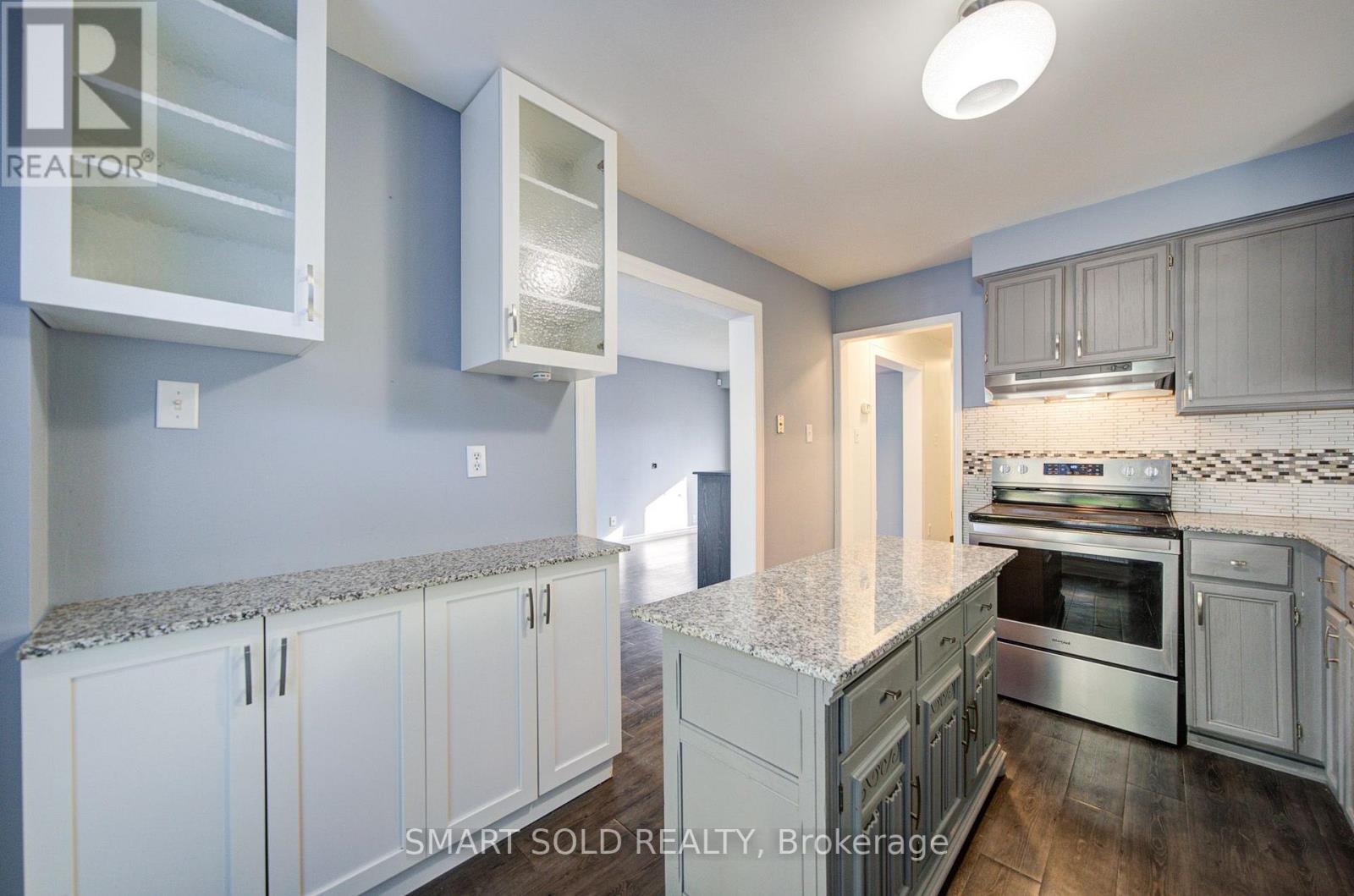 90 Moon Drive, Barrie, Ontario  L4N 7G9 - Photo 15 - S13712628