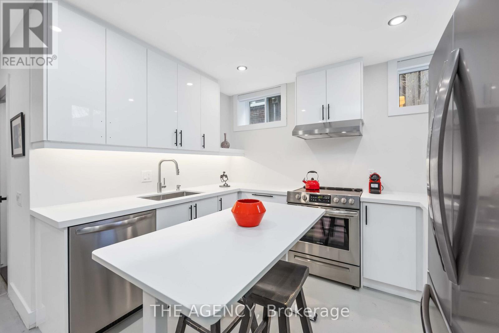 D - 2508 Lakeshore Boulevard, Toronto, Ontario M8V 1E1 - Photo 5 - W13712606