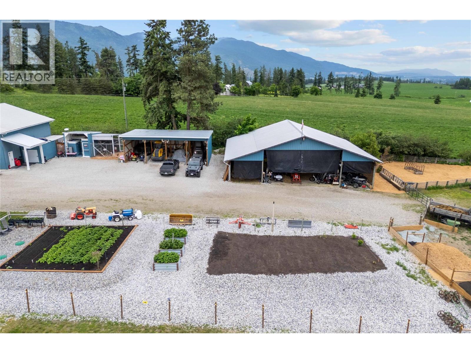 4911 Malpass Road, Armstrong, British Columbia  V4Y 0V5 - Photo 7 - 10385586