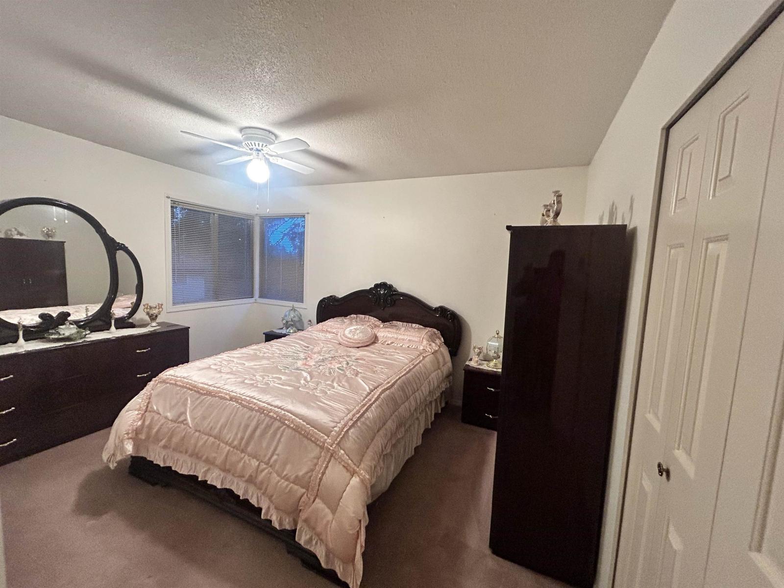 14374 86a Avenue, Surrey, British Columbia  V3W 0K4 - Photo 8 - R3158647