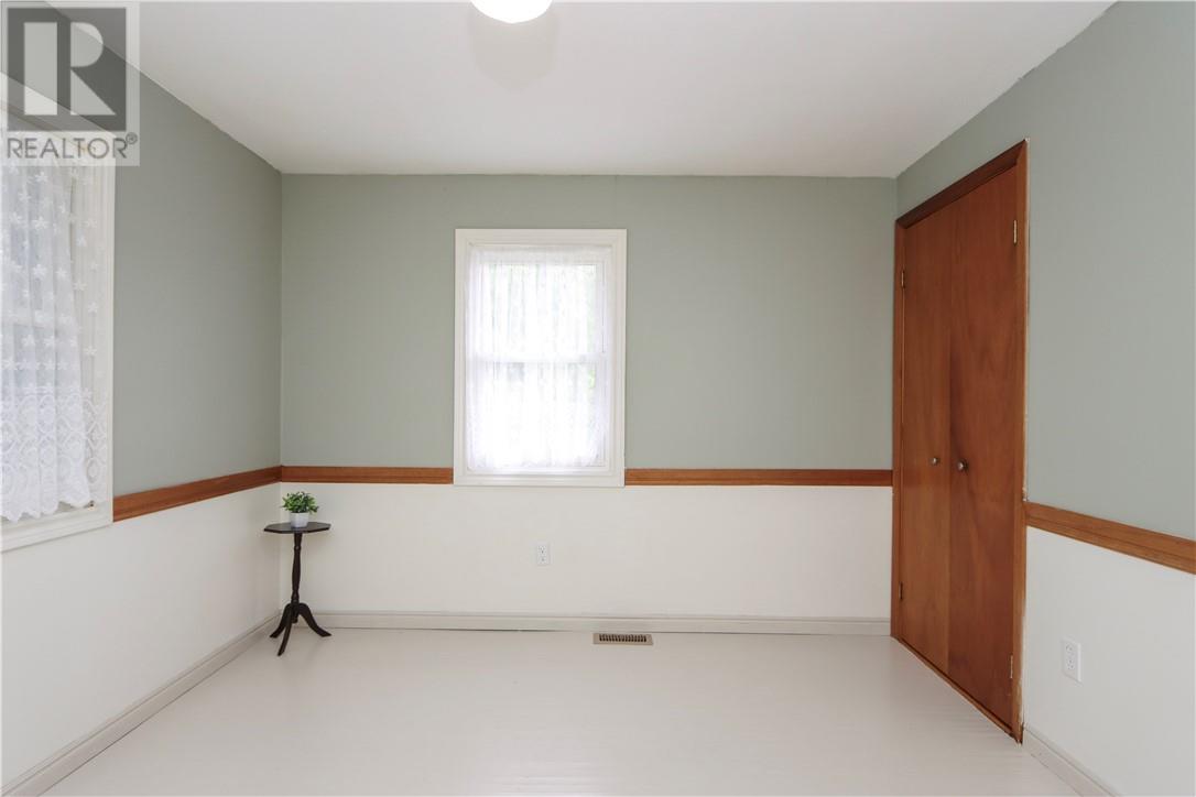 12 Oakwood Avenue, Capreol, Ontario  P0M 1H0 - Photo 18 - 2130000
