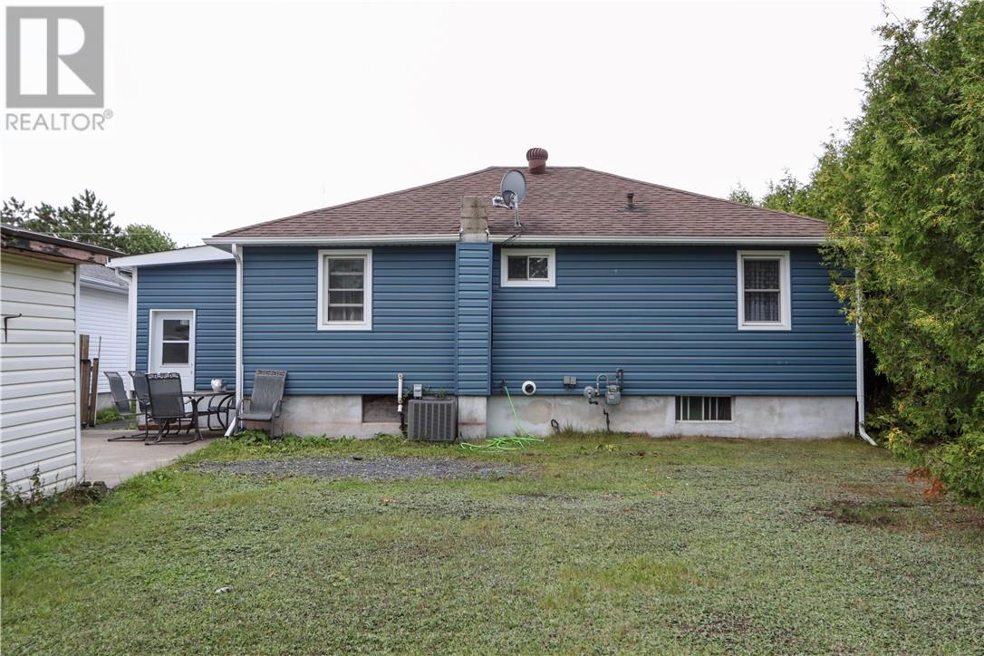 12 Oakwood Avenue, Capreol, Ontario  P0M 1H0 - Photo 38 - 2130000