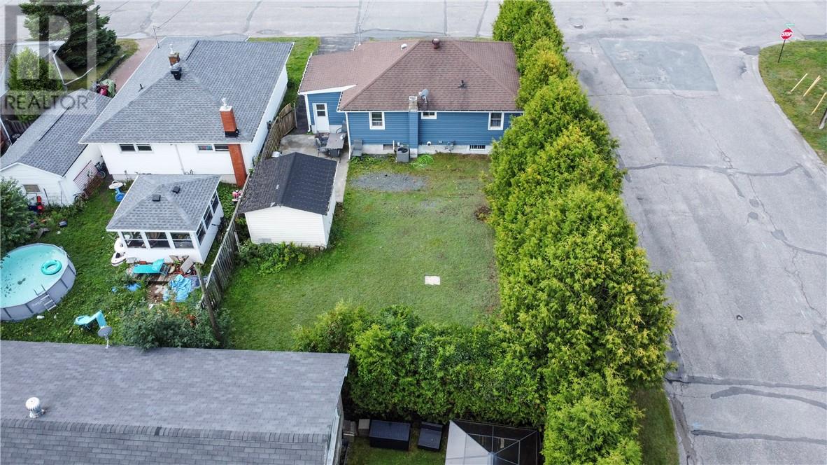 12 Oakwood Avenue, Capreol, Ontario  P0M 1H0 - Photo 48 - 2130000
