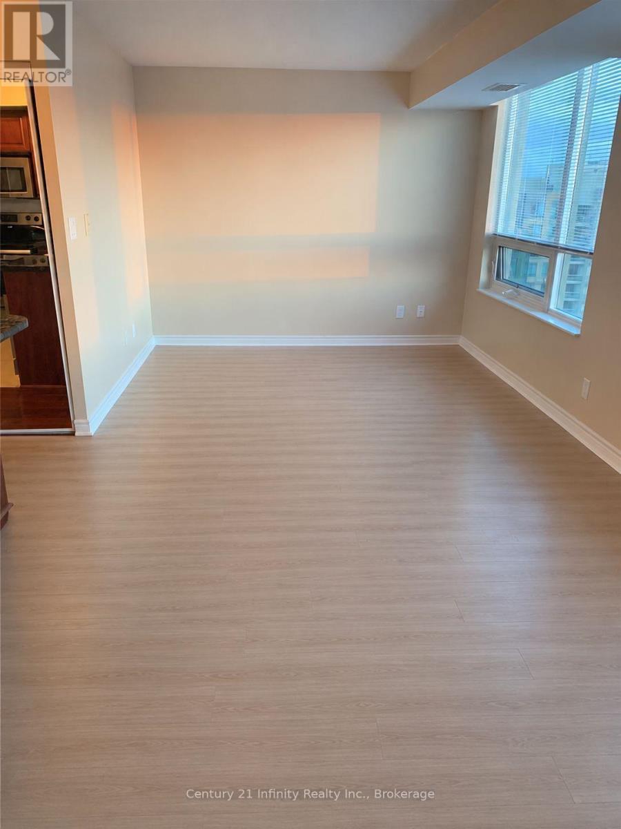 2906 - 208 Enfield Place, Mississauga (City Centre), Ontario  L5B 0G8 - Photo 7 - W13712620