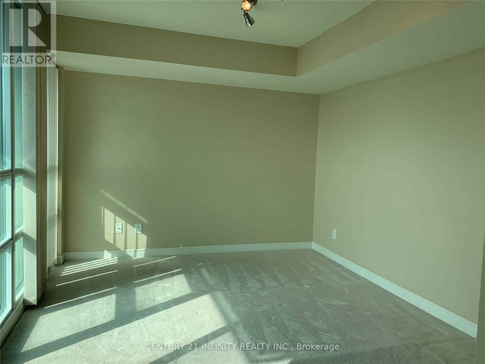 2906 - 208 Enfield Place, Mississauga (City Centre), Ontario  L5B 0G8 - Photo 10 - W13712620