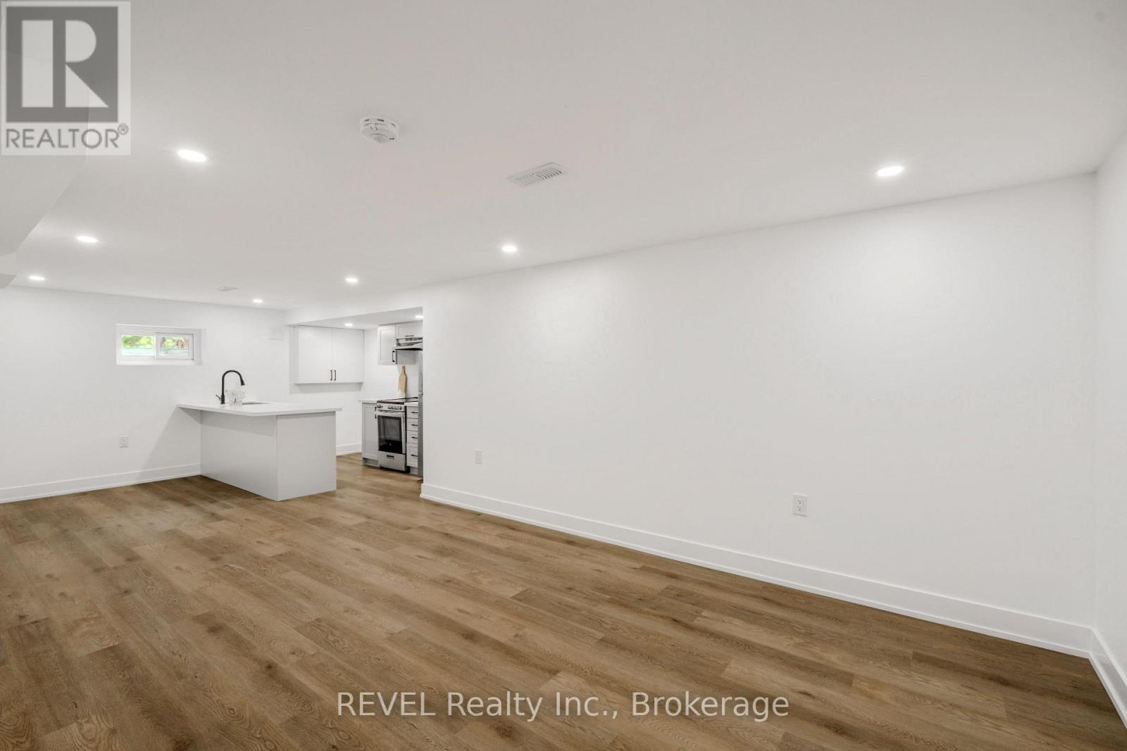 35 Burness Drive, St. Catharines, Ontario  L2P 1J4 - Photo 26 - X13712666