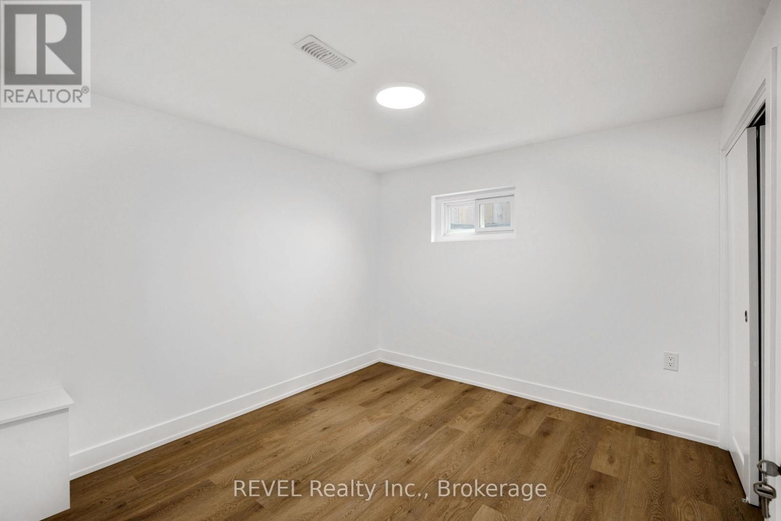 35 Burness Drive, St. Catharines, Ontario  L2P 1J4 - Photo 30 - X13712666