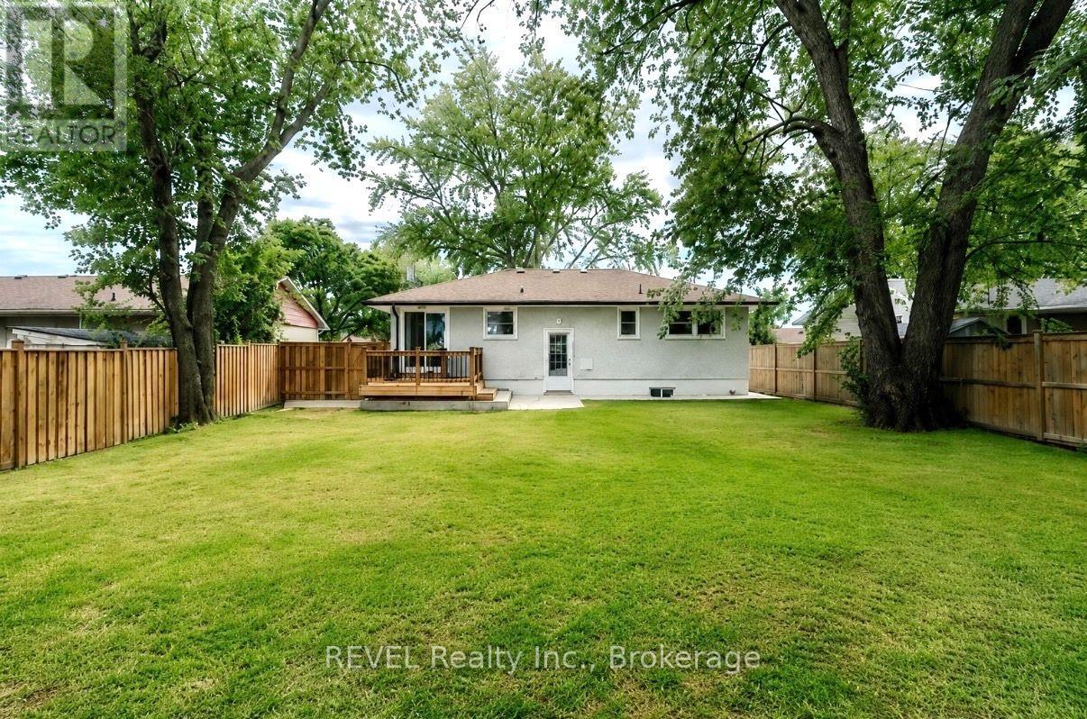 35 Burness Drive, St. Catharines, Ontario  L2P 1J4 - Photo 36 - X13712666
