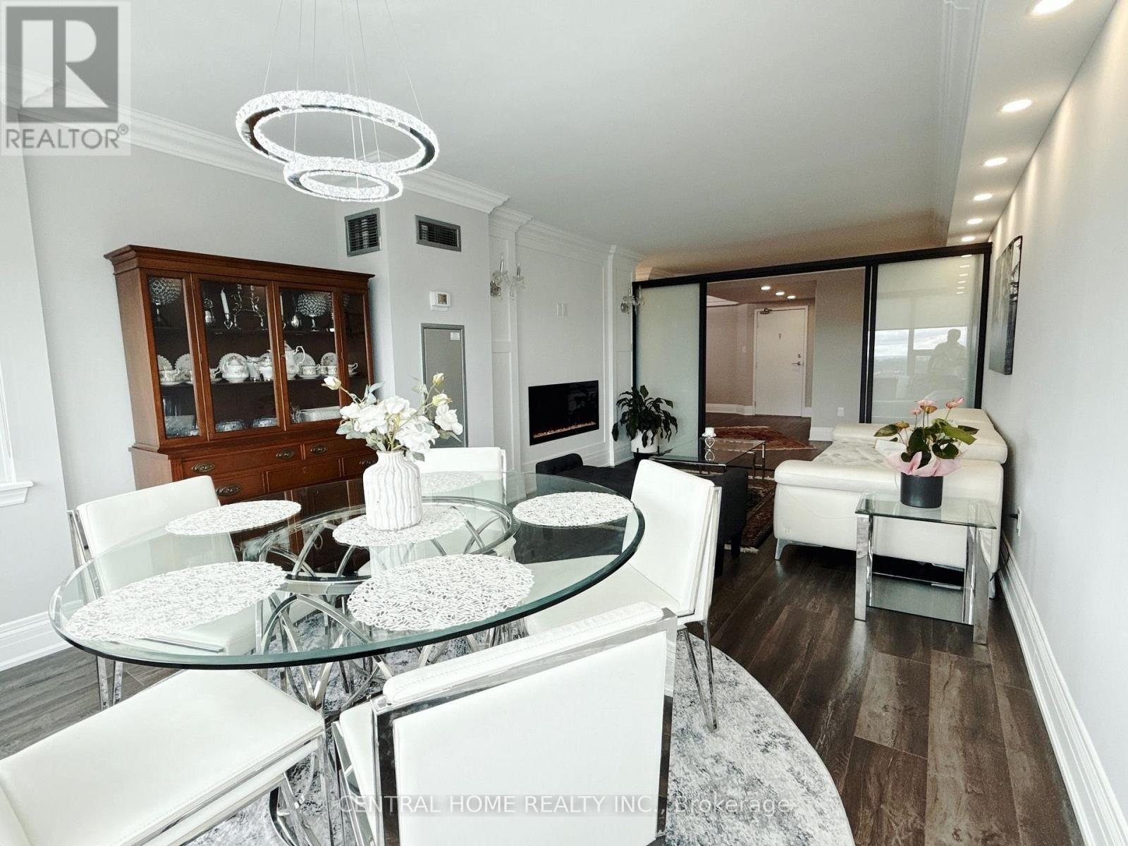 2703 - 55 Skymark Drive, Toronto, Ontario  M2H 3N4 - Photo 3 - C13712654