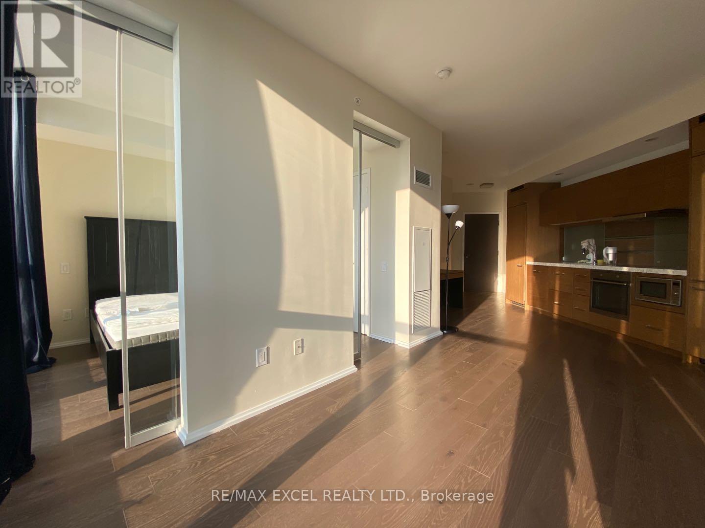 4606 - 45 Charles Street E, Toronto, Ontario  M4Y 0B8 - Photo 11 - C13712670