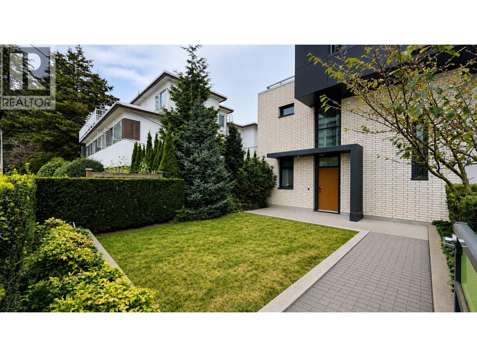1 6638 Dunblane Avenue, Burnaby, British Columbia  V5H 0G8 - Photo 2 - R3157593