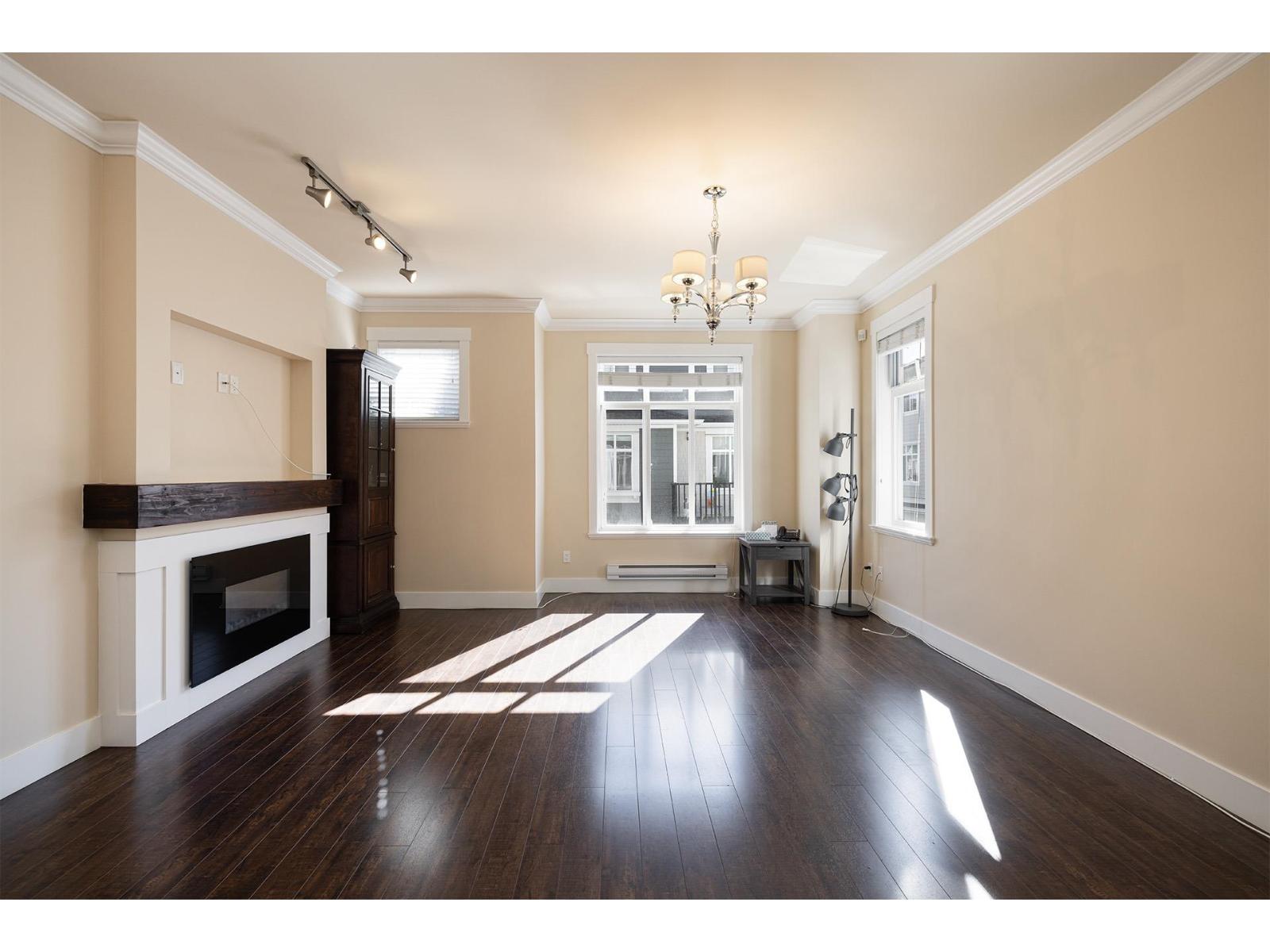 23 8433 164 Street, Surrey, British Columbia  V4N 1E1 - Photo 3 - R3158913