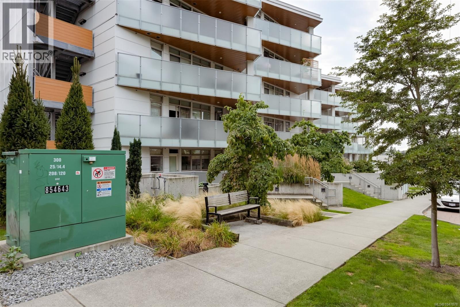 301 881 Short St, Saanich, British Columbia  V8P 2L3 - Photo 43 - 1047878